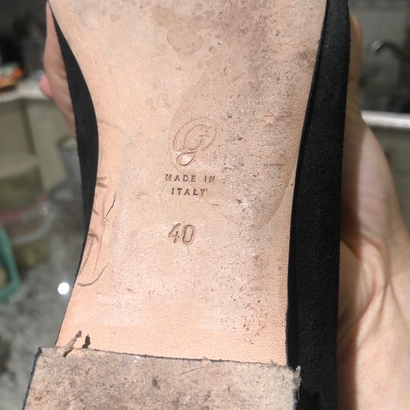 M. Gemi Italian Designer Handmade Suede Flats - Picture 4 of 8